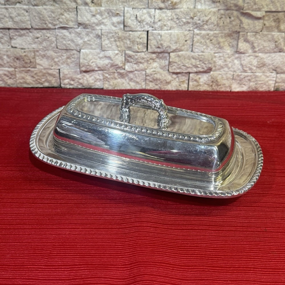 Vintage Pilgrim Silver Co. Silver Plated Butter Dish w/Lid and Glass Insert